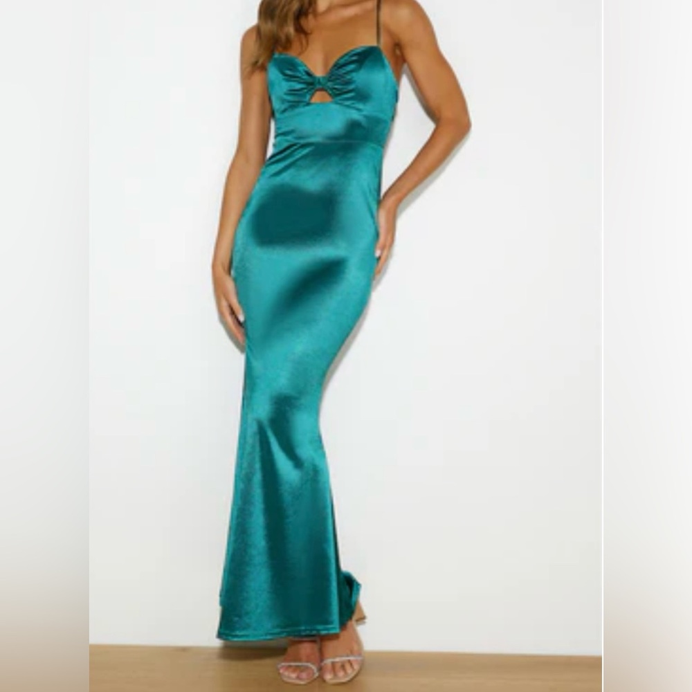 VIP Entrance Maxi Dress Green